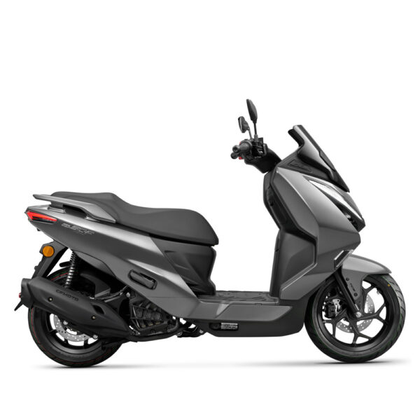 SKÚTRY CFMOTO