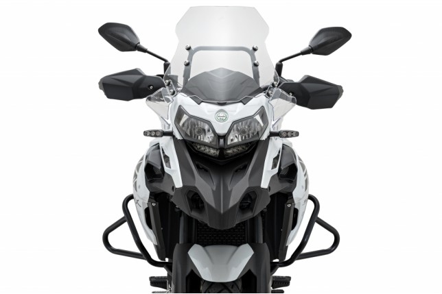 Benelli TRK 502X E5 ADVENTURE bílá 