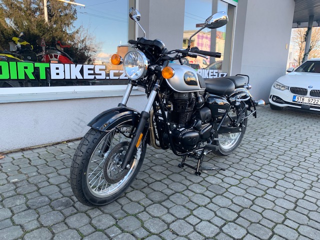 Benelli Imperiale 400 E5 červená
