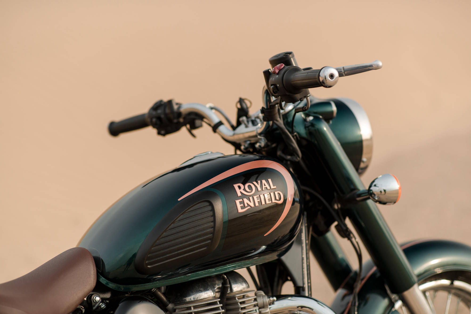 Royal Enfield Classic 350 Dark Stealth Black
