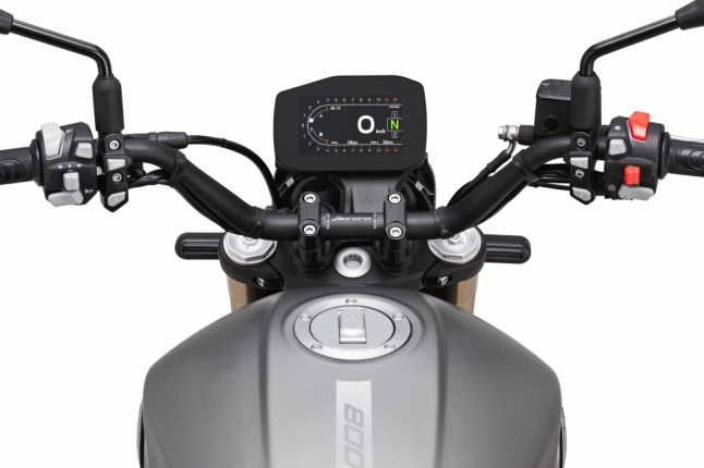 Benelli Leoncino 800 zelená
