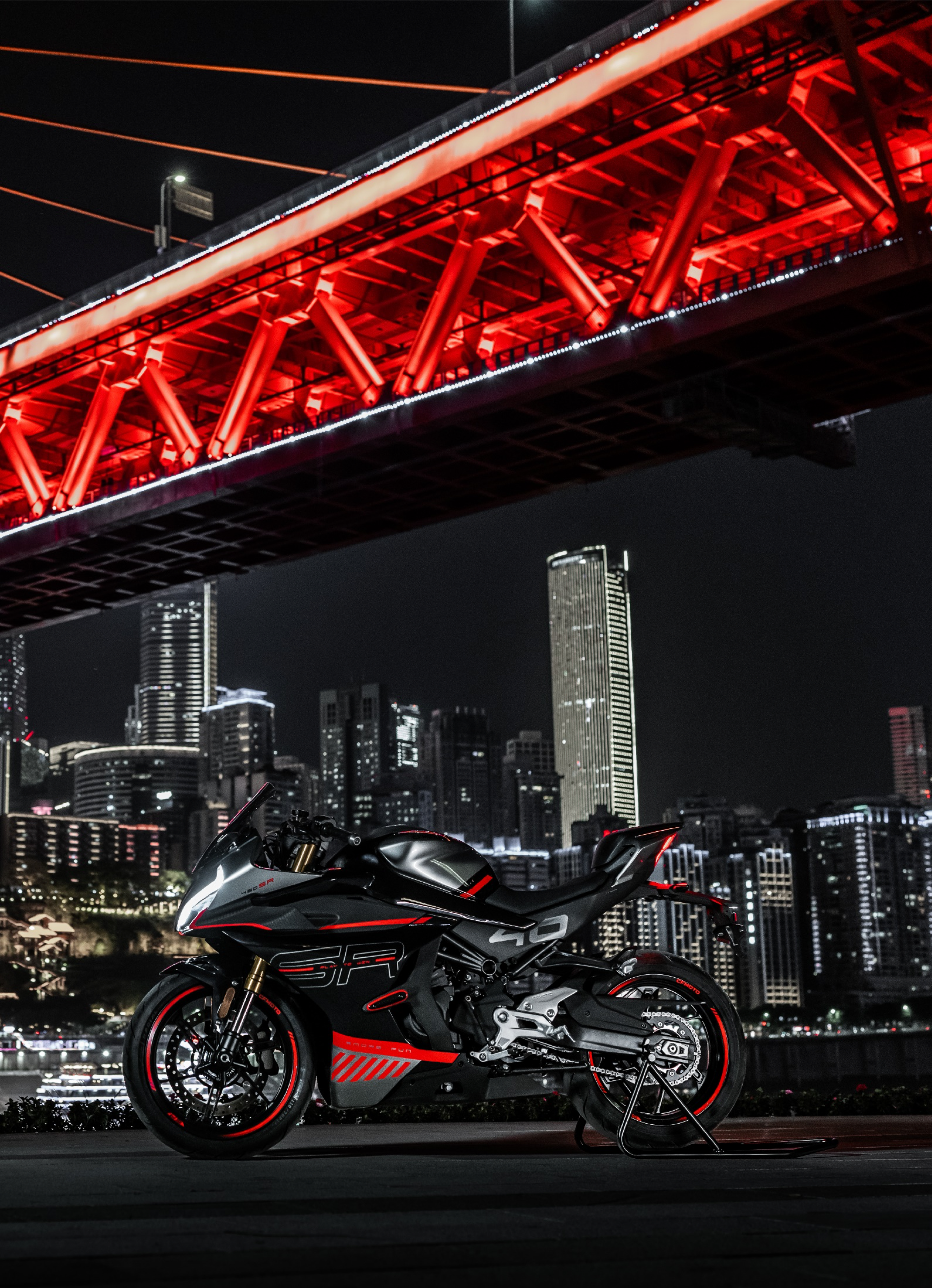 CFMOTO 450SR bílá E5+