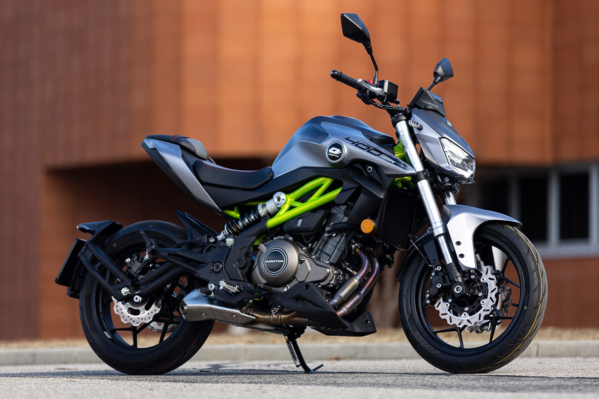 QJMOTOR SRK 400 bílá