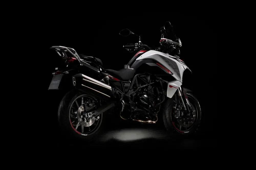 Benelli TRK 702X Adventure Dune Sea + PŘÍSLUŠENSTVÍ ZDARMA
