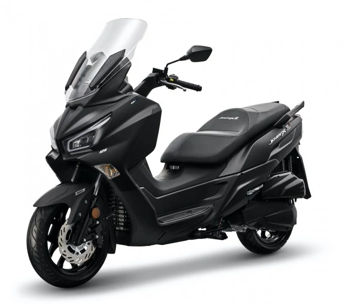 SYM Joymax Z+ 125i ABS EU5 černá + KUFR ZDARMA