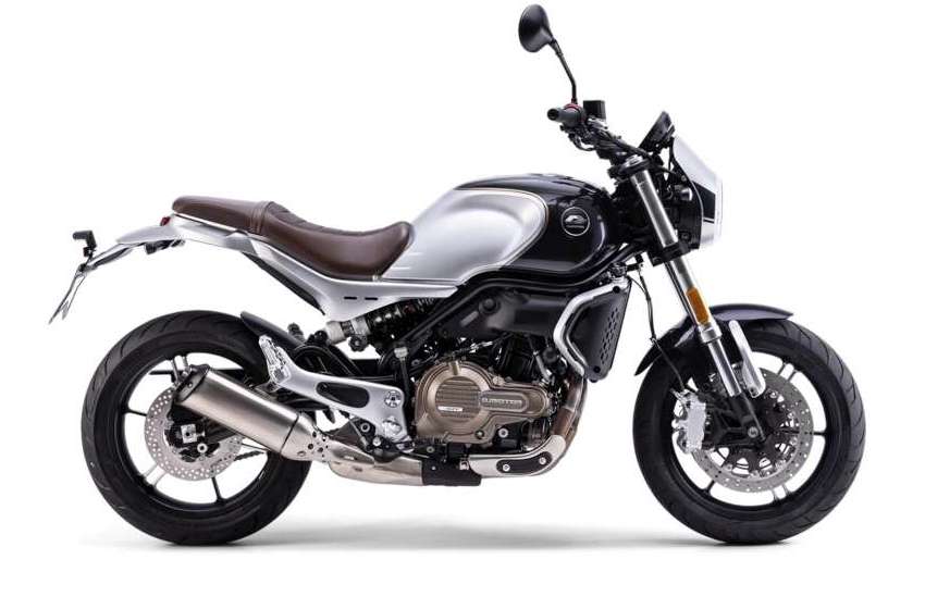 QJMOTOR SRV 550 černá