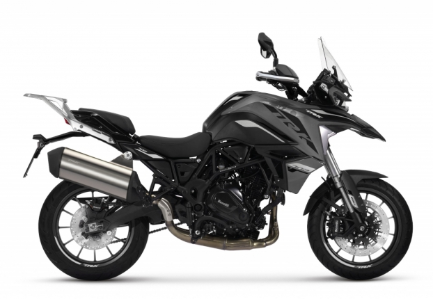 Benelli TRK 702 Anthracite Grey + PŘÍSLUŠENSTVÍ ZDARMA