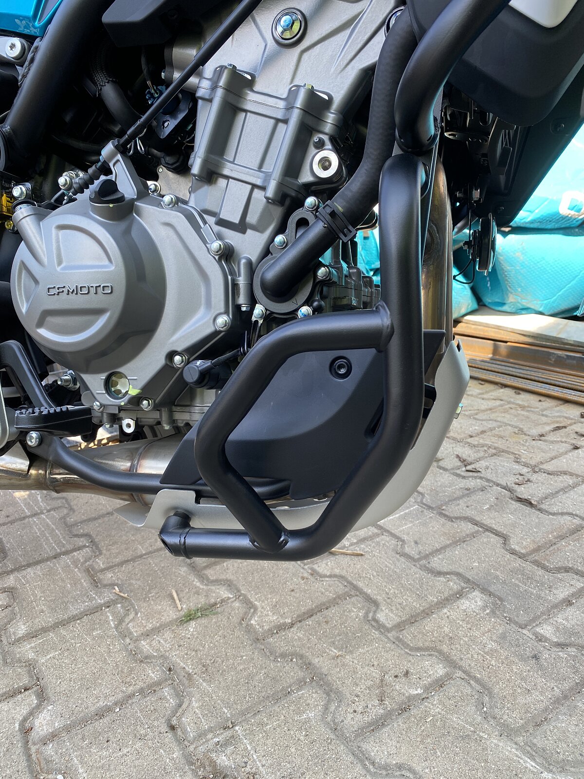 Spodní padací rámy CFMOTO 450MT (černé)