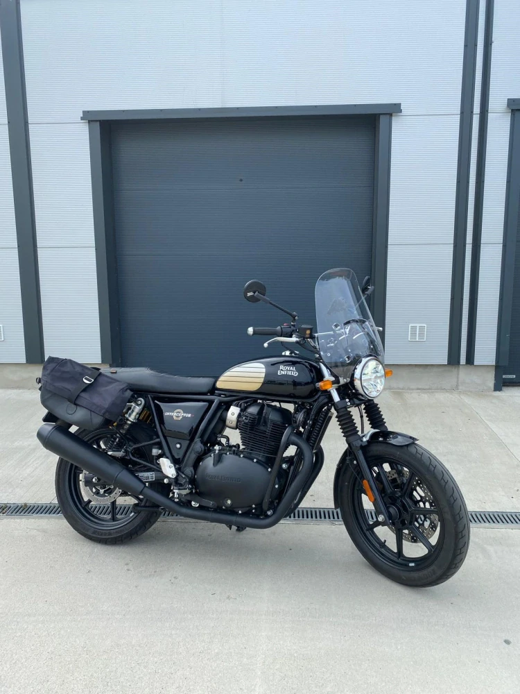 ROYAL ENFIELD INTERCEPTOR 650 - BAZAR