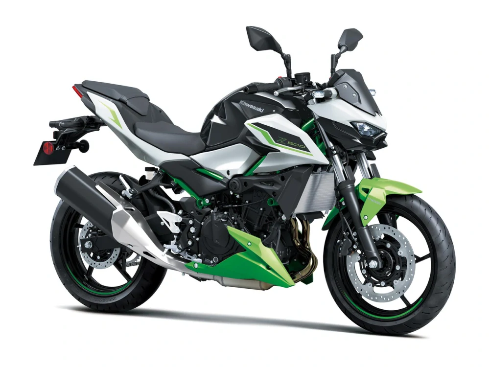 KAWASAKI Z500 SE MY27 Pearl Blizzard White / Candy Lime Green Type 3 / Ebony