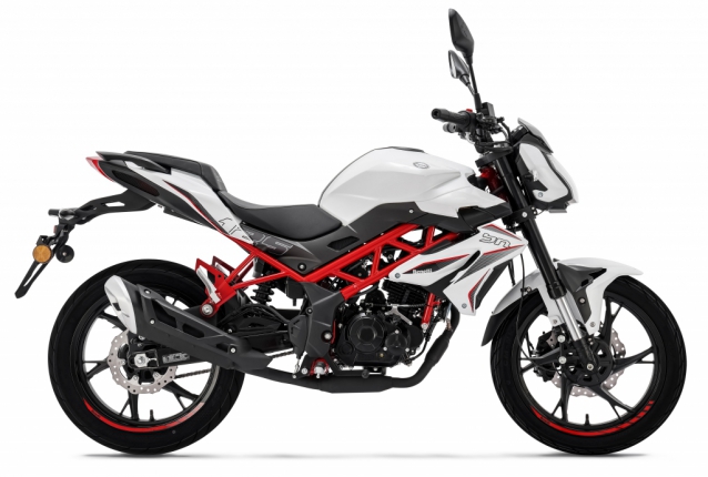 Benelli BN 125 EURO5 bílá
