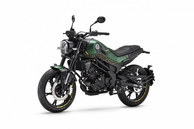 Benelli Leoncino 125 EURO5 zelená 
