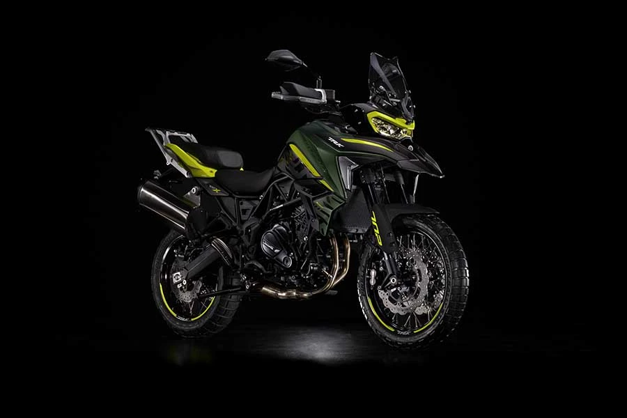 Benelli TRK 702X Adventure Forest Green + PŘÍSLUŠENSTVÍ ZDARMA