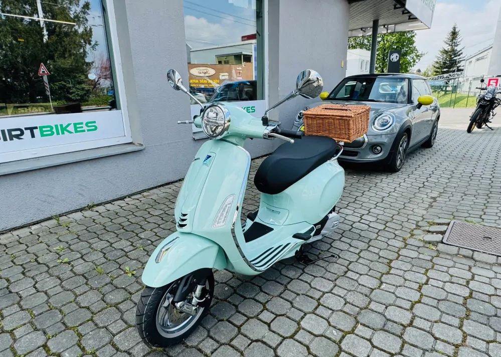 Vespa Primavera 125 FL Verde Amabile PIKNIK