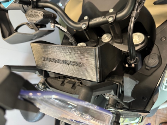 CFMOTO 800MT Touring stínítko displeje