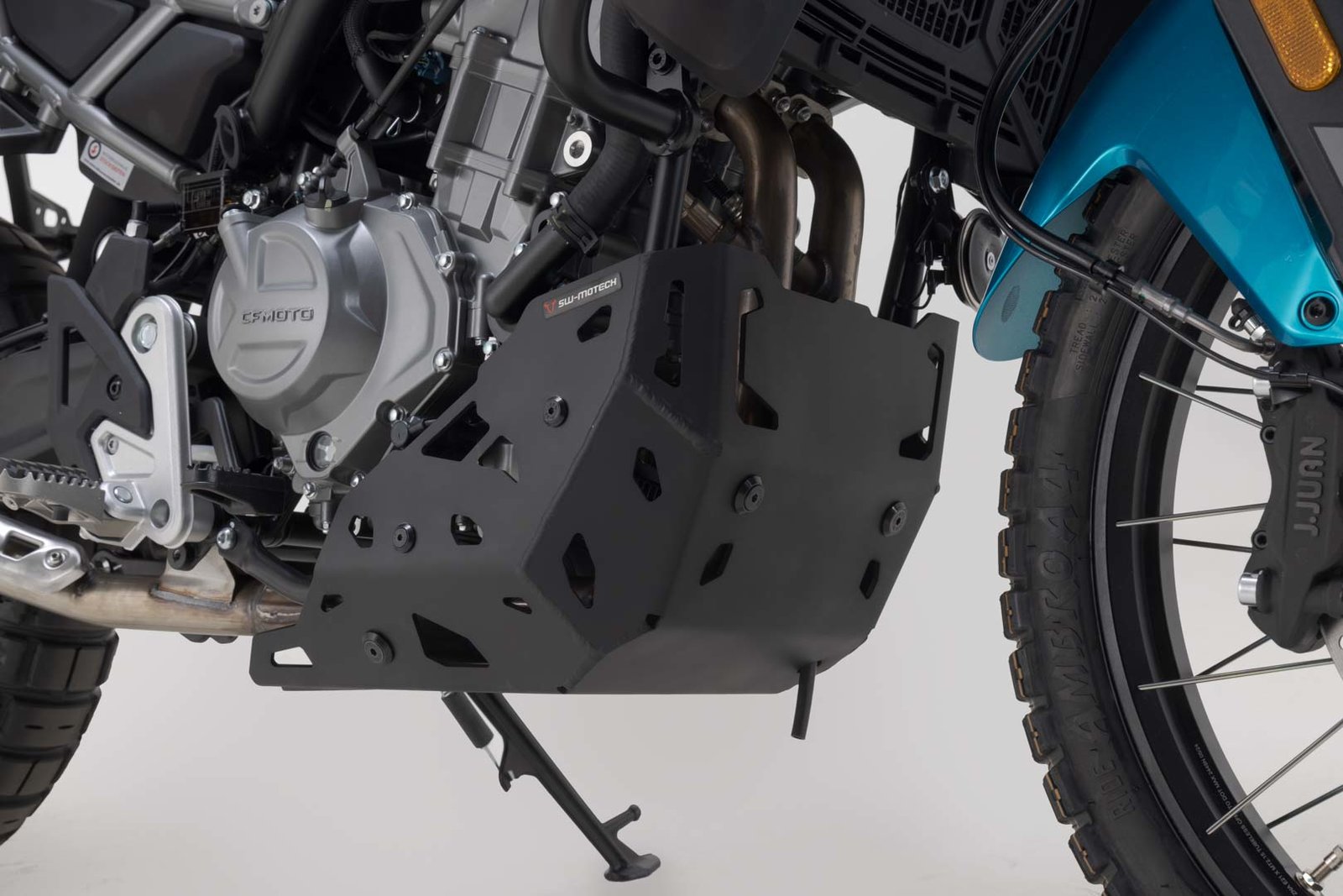 Kryt motoru černý CFMoto 450MT (23-). - sw-motech