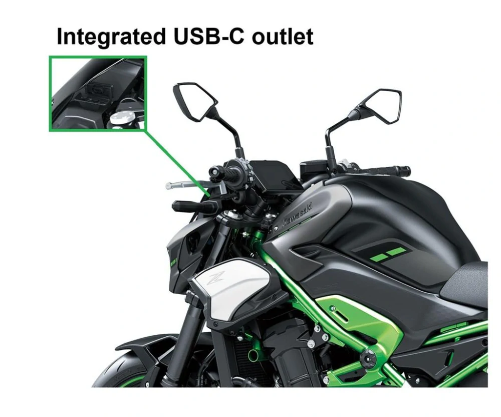 USB zásuvka Kawasaki Z900