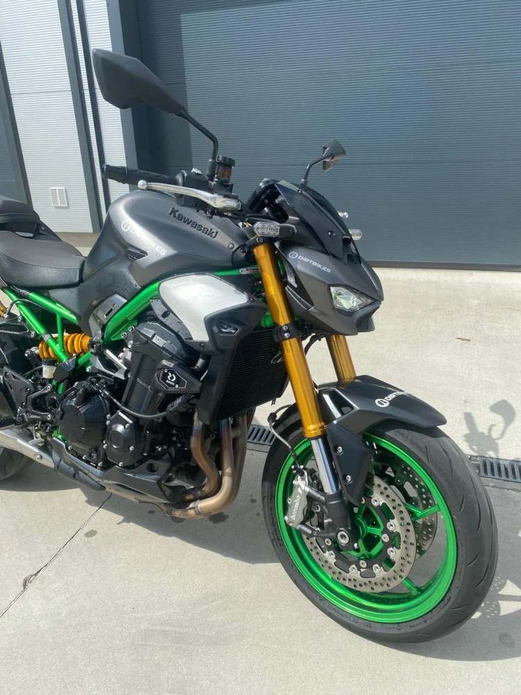 KAWASAKI Z900 SE - PŘEDVÁDĚCÍ MOTORKA 