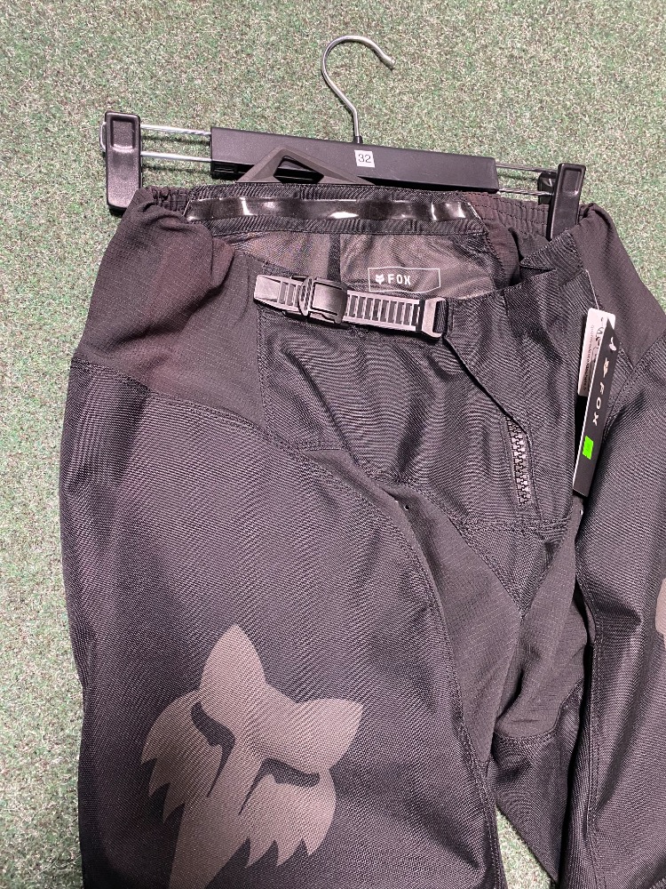 FOX pánské moto kalhoty 180 Blackout Pants černá 2. jakost