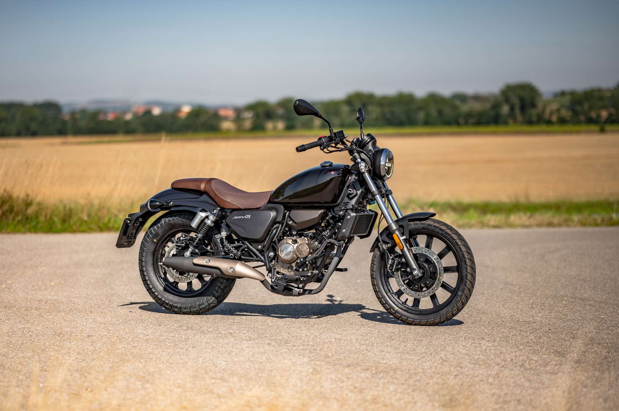 QJMOTOR SRV 125 černá