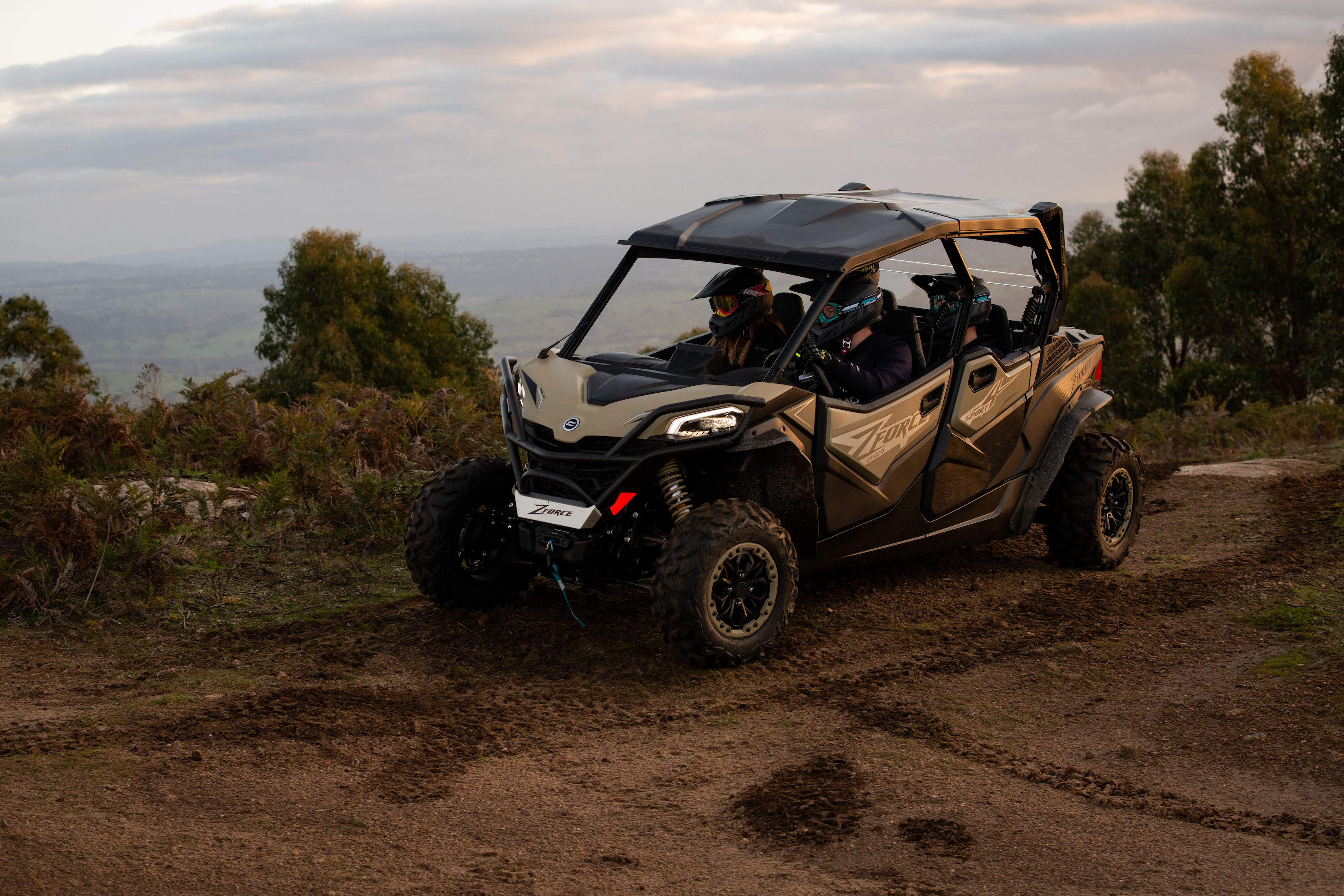 CFMOTO Gladiator Z950 SPORT XL sand