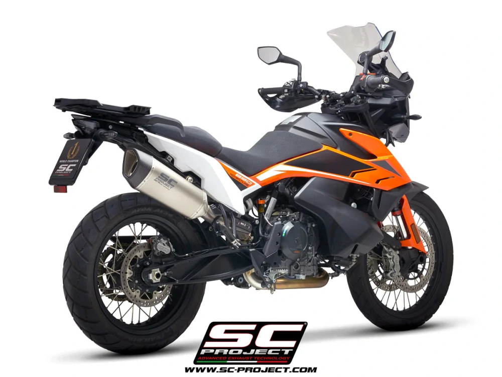 SC-PROJECT De-cat link trubka z nerezové oceli, kompatibilní se specifickou řadou SC-Project a OEM výfukem KTM 890 ADVENTURE 2021-2023