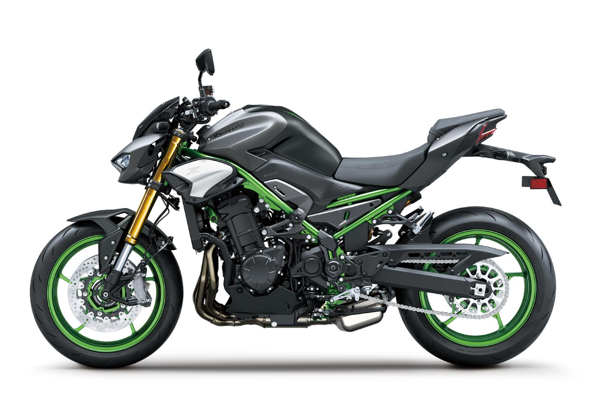 KAWASAKI Z900 SE MY26 Metallic Matte Graphite Gray / Metallic Matte Carbon Gray +výfuk SC PROJECT za polovinu