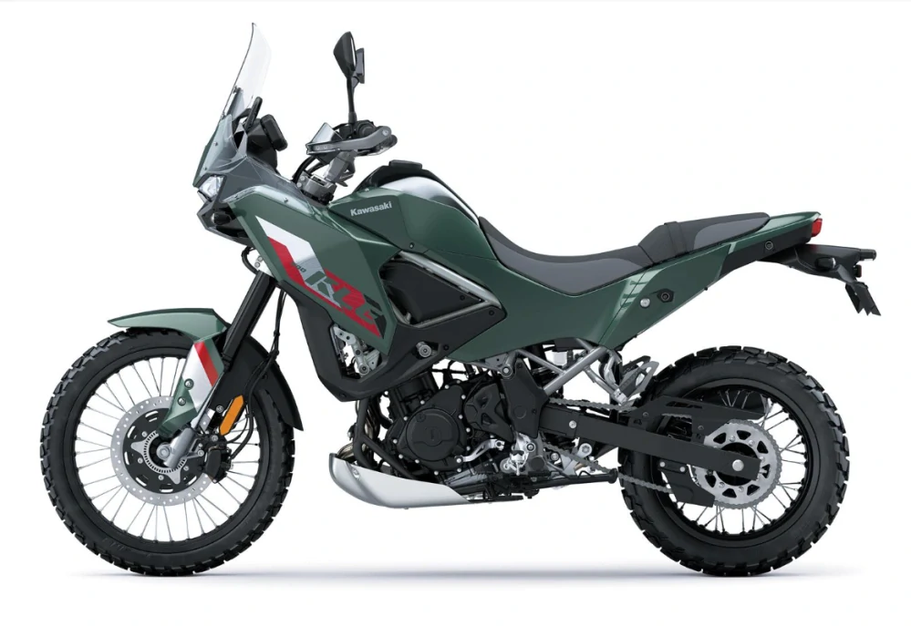 KAWASAKI KLE500 SE MY26 Metallic Bluish Green + ZDADNÍ BOX ZDARMA
