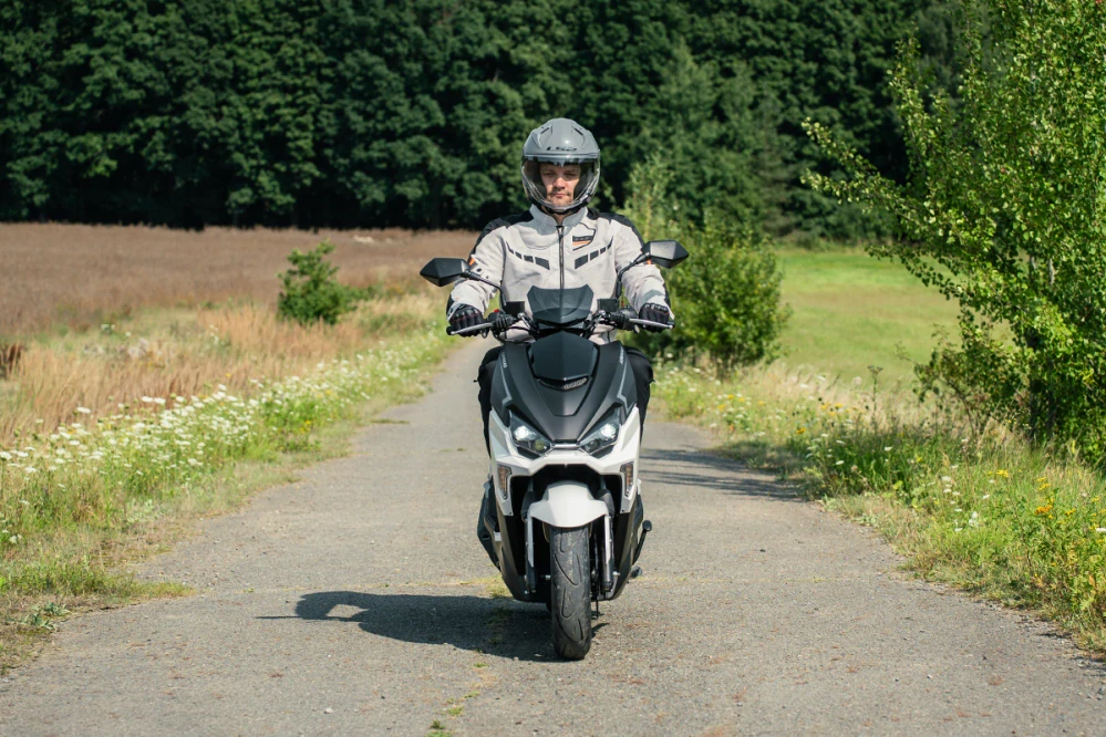 Linhai Buck 125 - bílá, EU5+