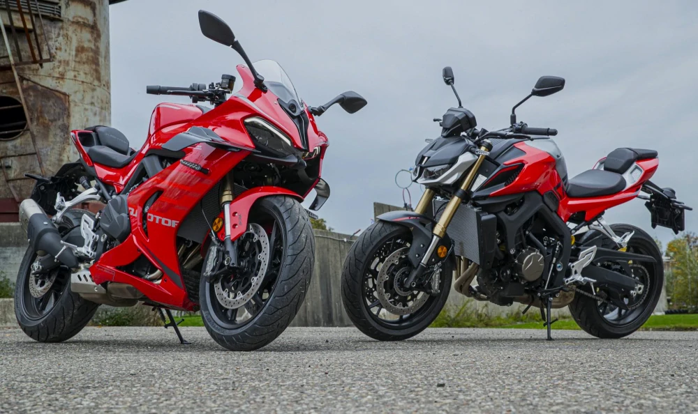 QJMOTOR SRK 800 černá