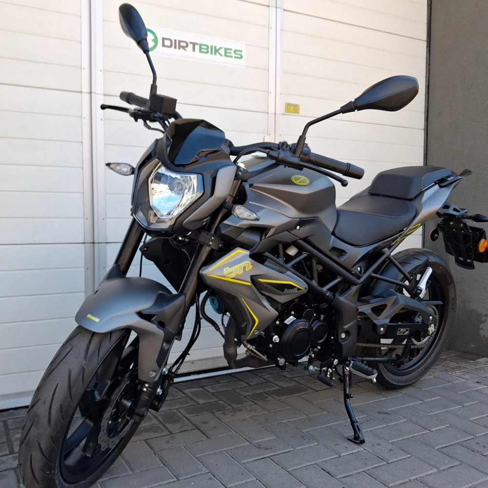 BENELLI BN 125 EURO5 rok 2026 šedá - BAZAR