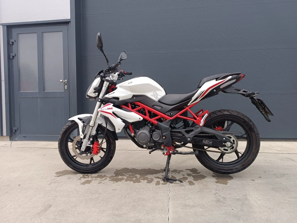 BENELLI BN 125 - BAZAR