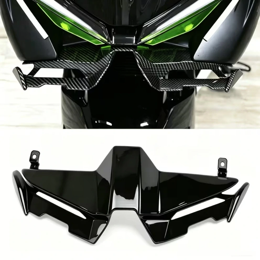 675SR Karbonový přední spojler