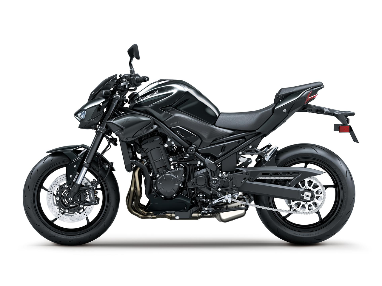 KAWASAKI Z900 MY27  Ebony / Metallic Carbon Gray