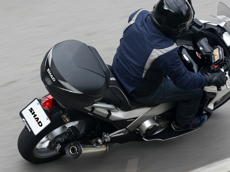 SHAD Vrchní kufr na motorku SH39 carbon