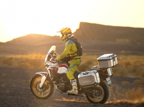 Vrchní hliníkový kufr na motorku SHAD D0TR37100 Terra TR37