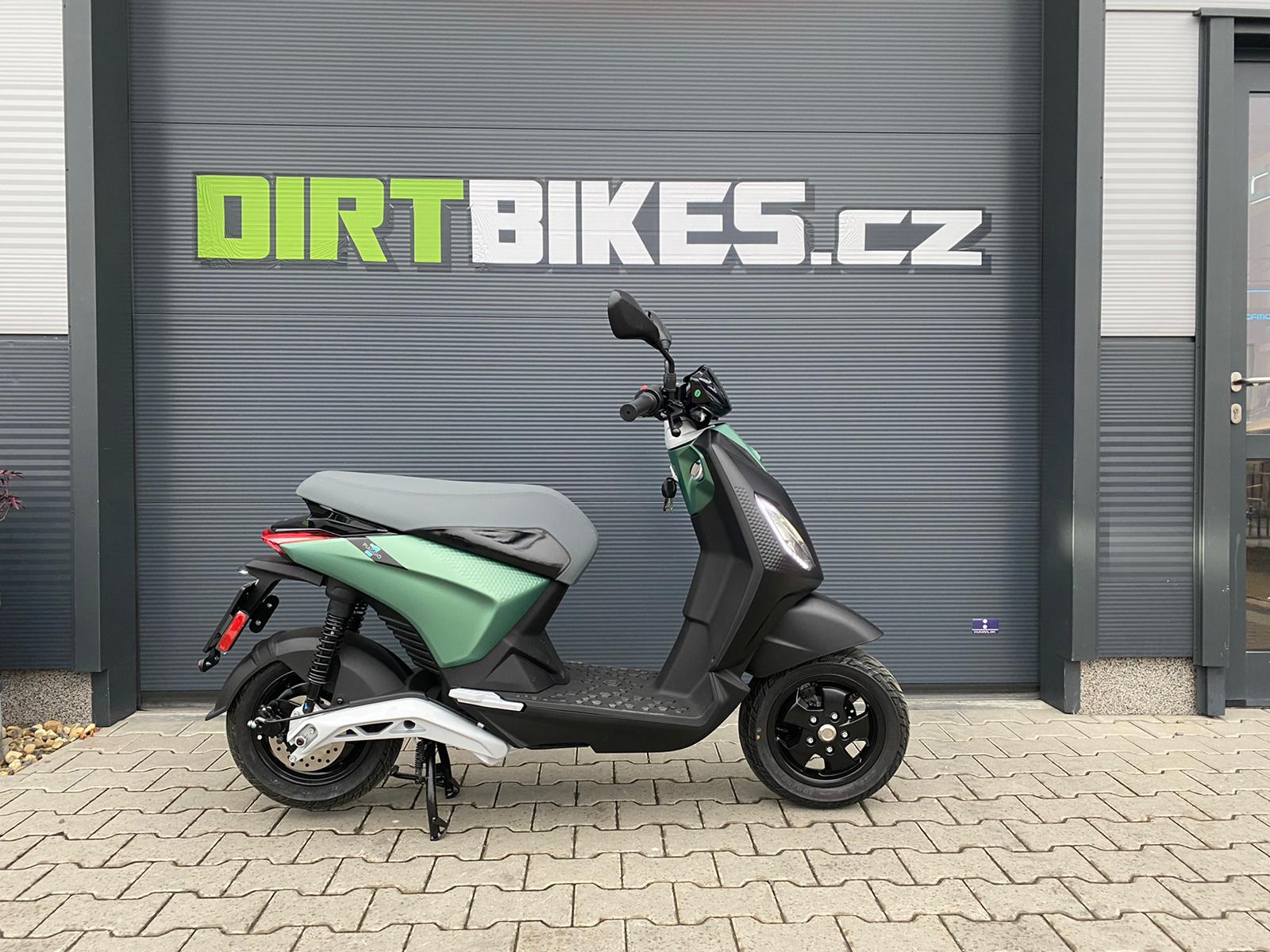 Piaggio 1 Forest Mix