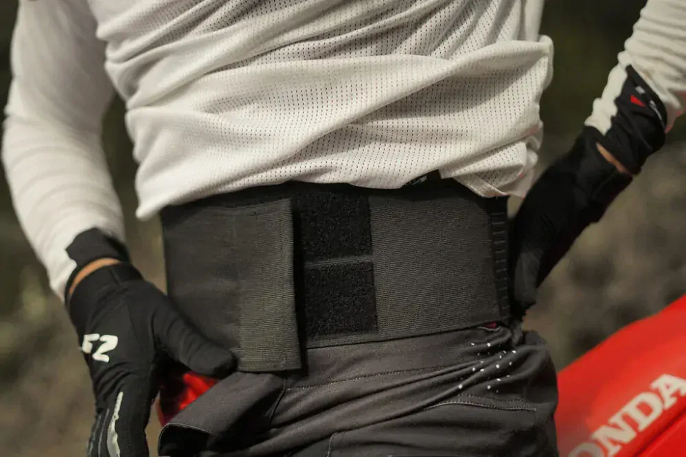 LS2 Ledvinovy pás KOKU KIDNEY BELT BLACK H-V YELLOW