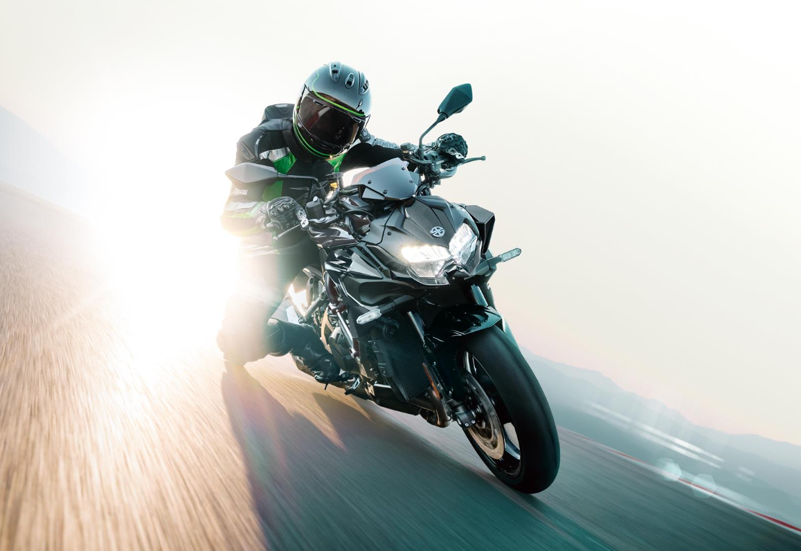 KAWASAKI Z H2 MY26  Metallic Diablo Black / Metallic Carbon Gray (BK1)