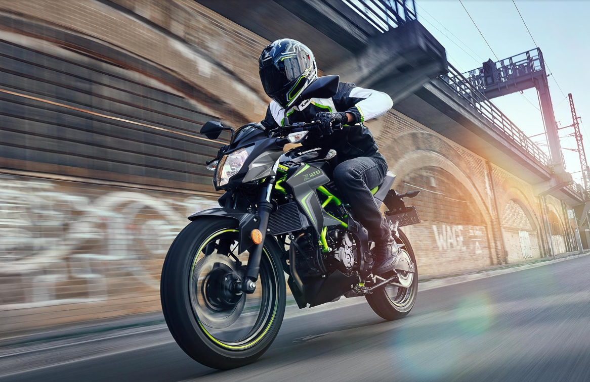KAWASAKI Z125 MY26 Pearl Storm Grey / Ebony