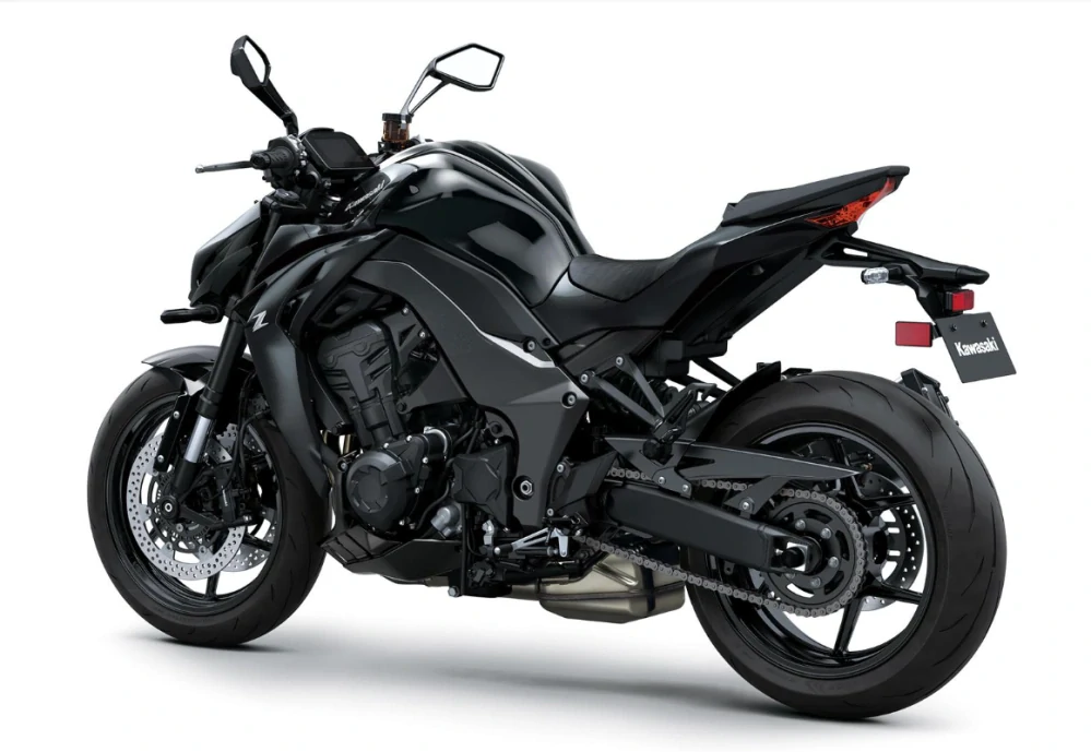 KAWASAKI Z1100 MY26 Ebony / Metallic Carbon Gray + SC-PROJECT ZDARMA