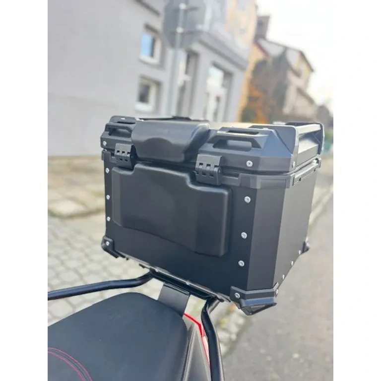 Kufr hliníkový DB TopCase 45L X-design černý + plotna + opěrka + síťka na zavazadla zdarma