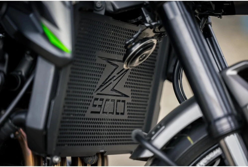SEFIS kryt chladiče Kawasaki Z900 2017-2026