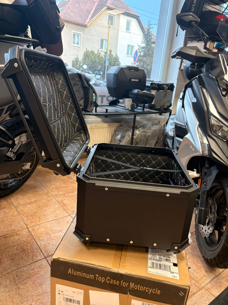 Kufr hliníkový DB TopCase 56L černý + plotna + síťka na za zavazadla zdarma