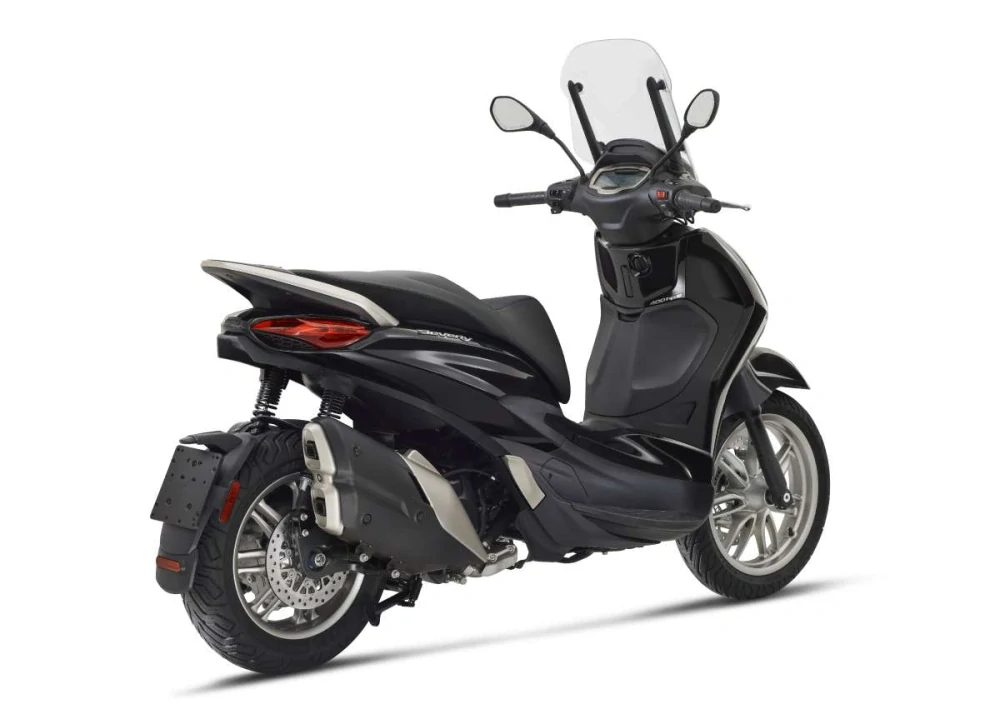 Piaggio Beverly 400 Nero Cosmo