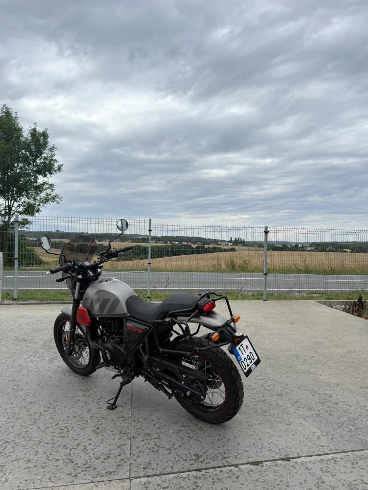 ROYAL ENFIELD SCRAM 411 - BAZAR