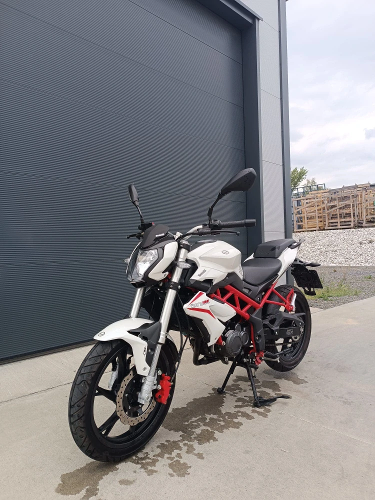 BENELLI BN 125 - BAZAR