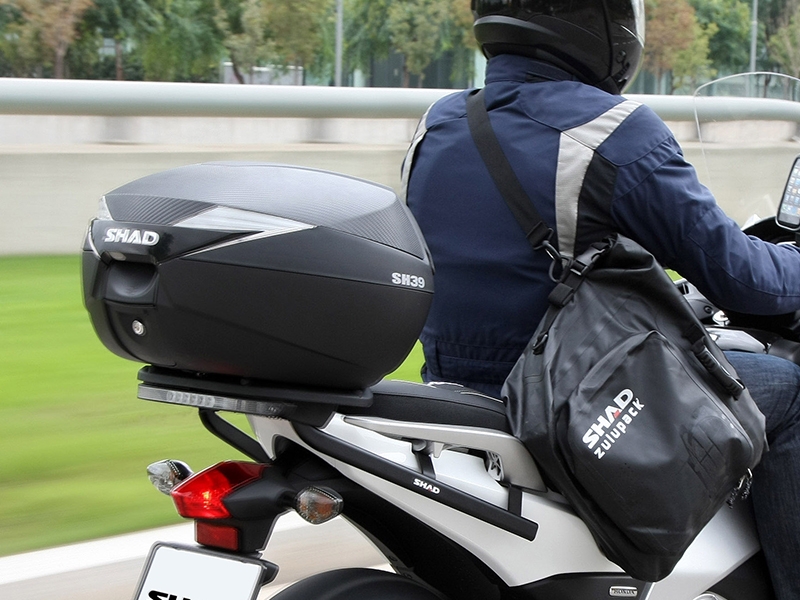SHAD Vrchní kufr na motorku SH39 carbon