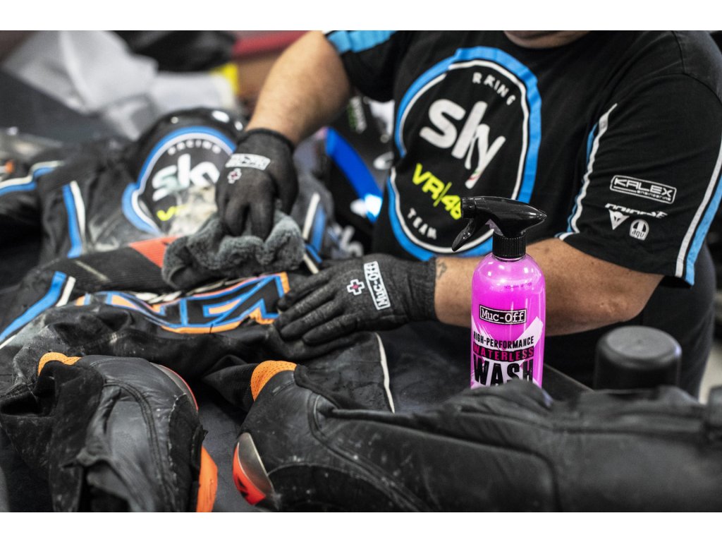 MUC-OFF HIGH PERFORMANCE WATERLESS WASH 750 ml