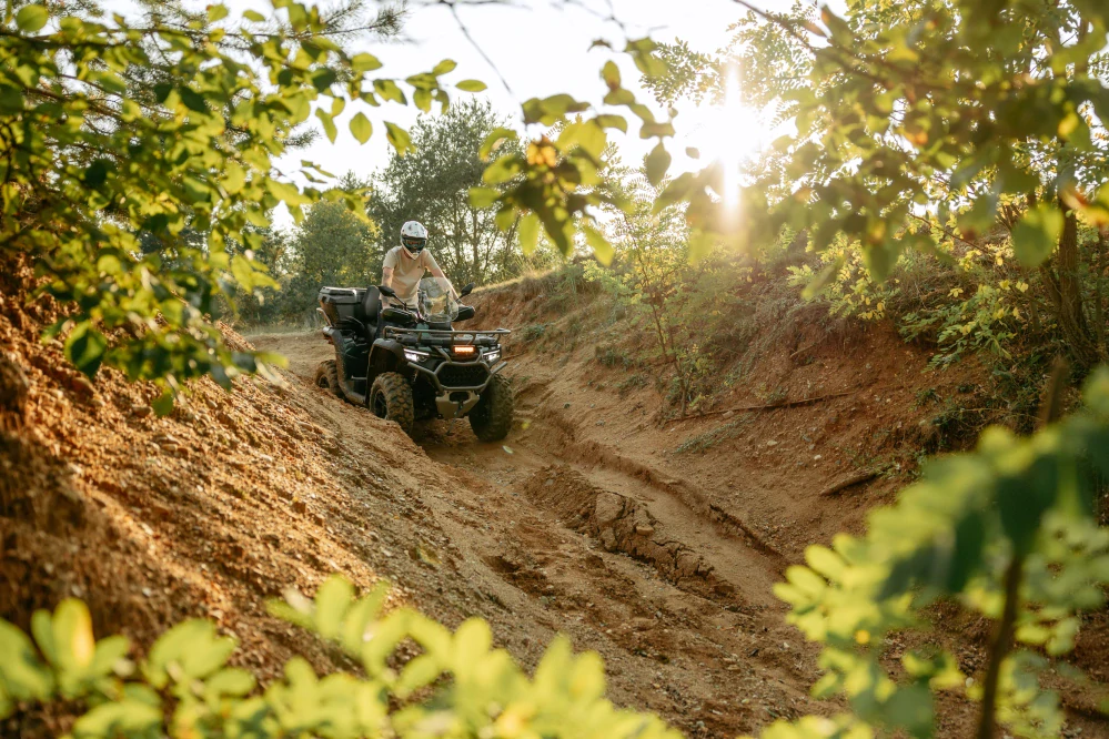 CFMOTO Gladiator X1000 G3 V-Twin EPS T3b OVERLAND pískově žlutá
